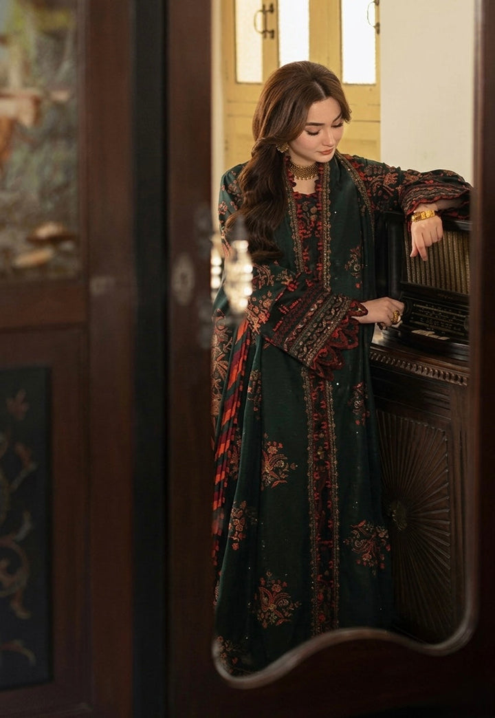 PC LAWN EMBROIDERED SHIRT WITH ORGANZA EMBROIDERED DUPATTA LC-7000