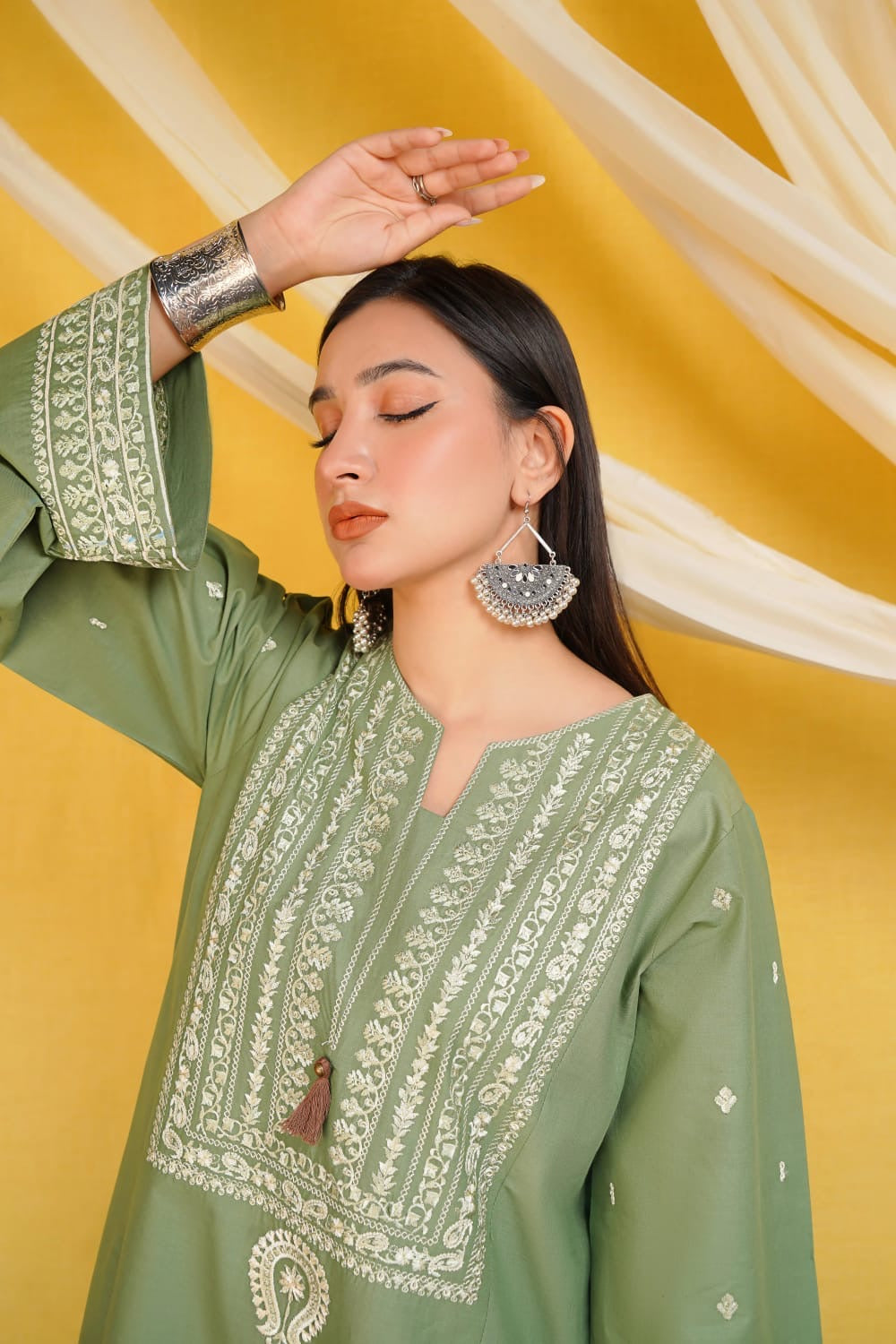 Dhanak-3PC Embroidered Shirt with Digital Printed Wool Shawl