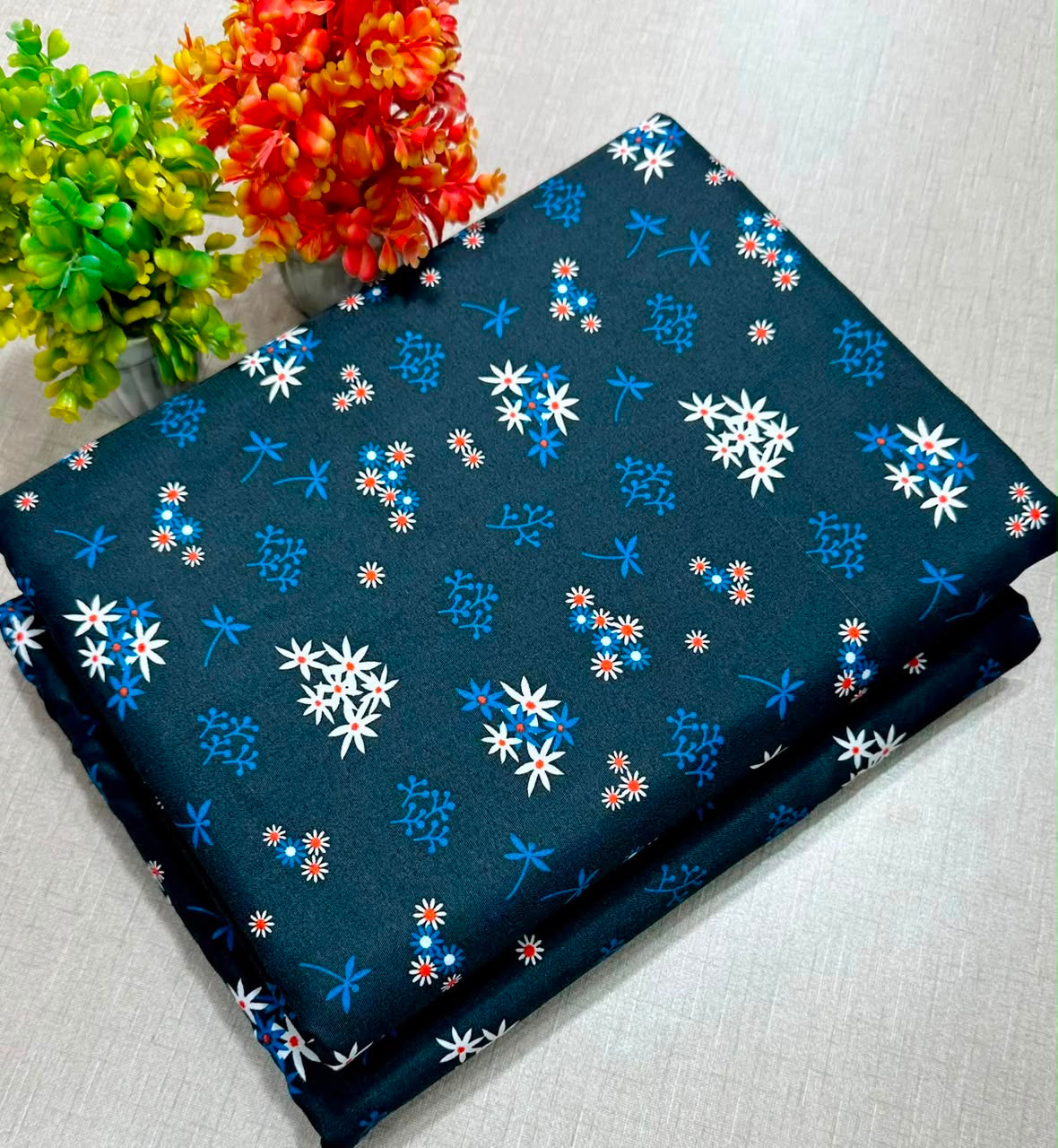 🌸 LAWN FLORAL PRINTS – 2 PCS UNSTITCHED COLLECTION 🌸