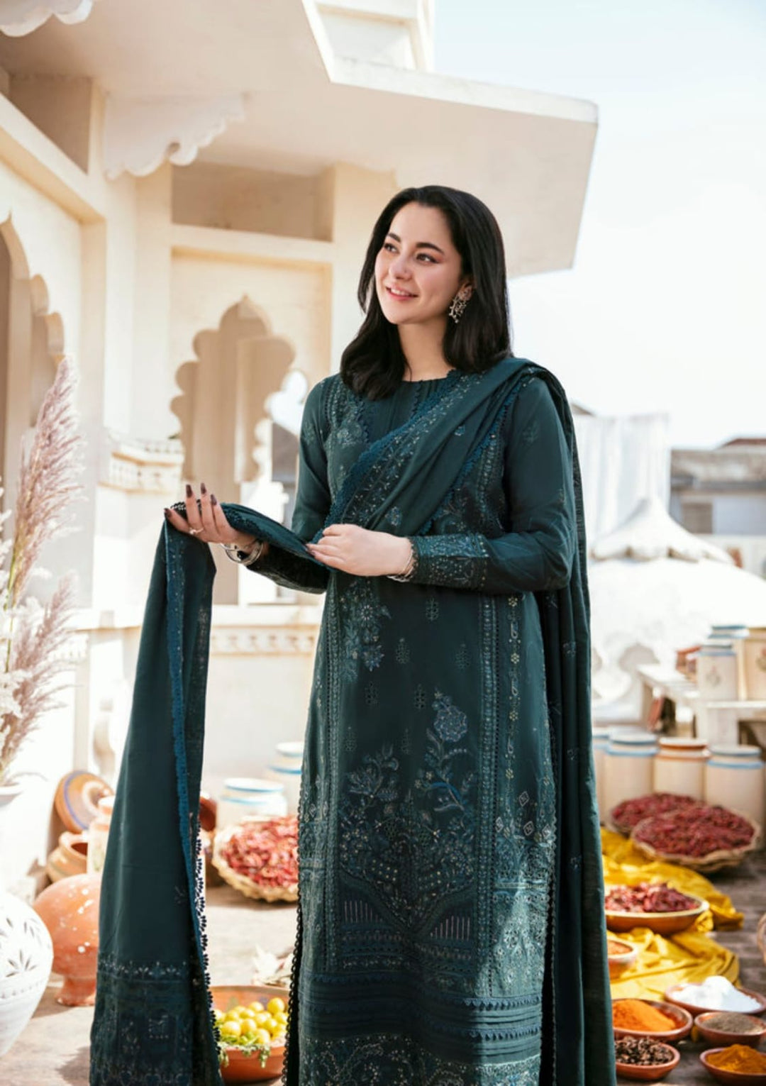 EXCLUSIVE 3PC EMBROIDERED LAWN ENSEMBLE - 455