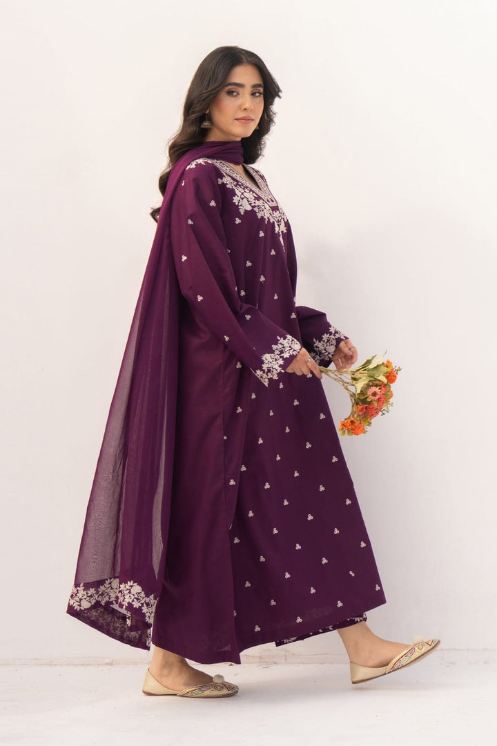 GRANDEUR LAWN 3PC EMBROIDERED SUIT - 446 - View 2